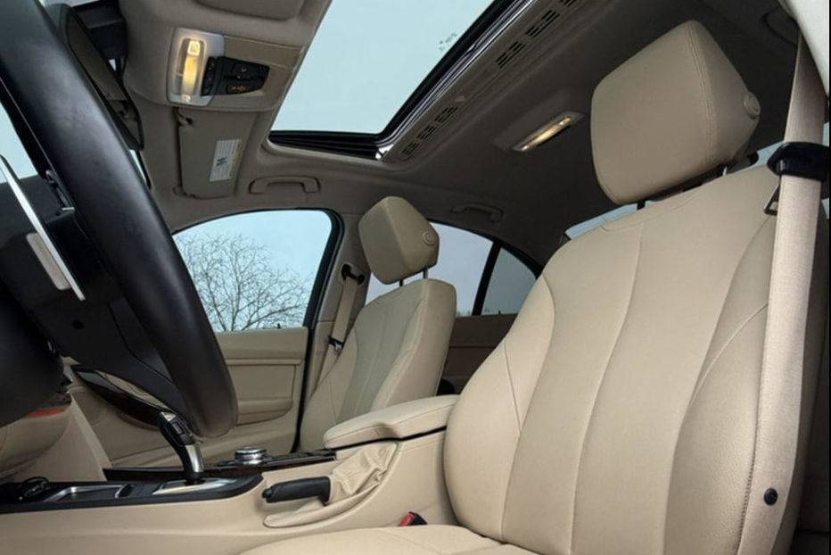 Продам BMW 320 2016 года в Львове