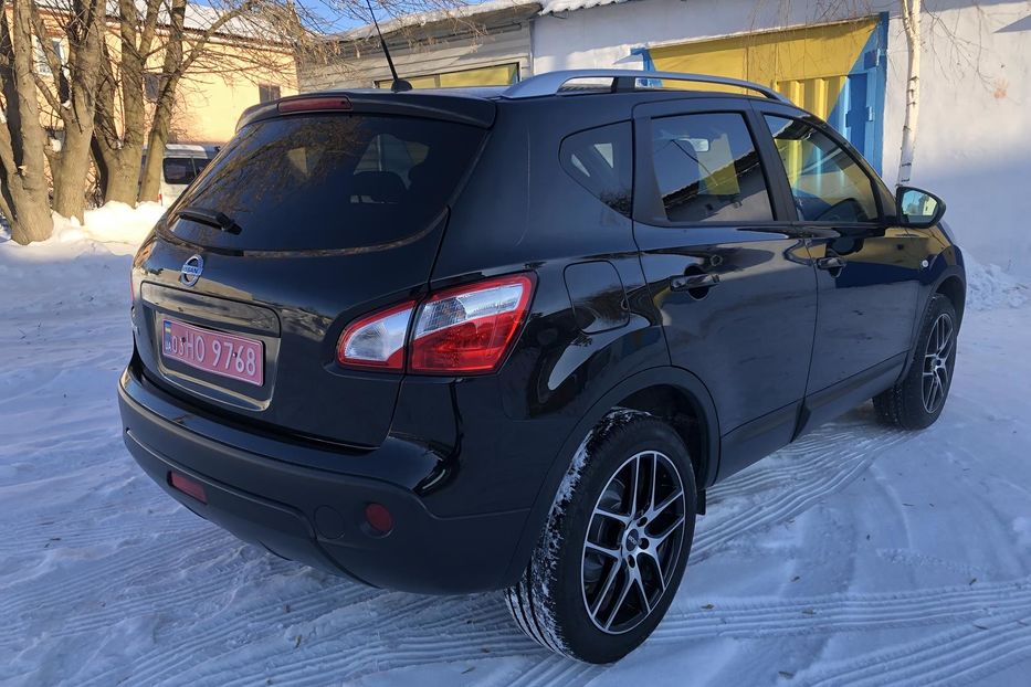 Продам Nissan Qashqai Nissan Qashqai 2.0 CVТ (141 к. 2013 года в Житомире