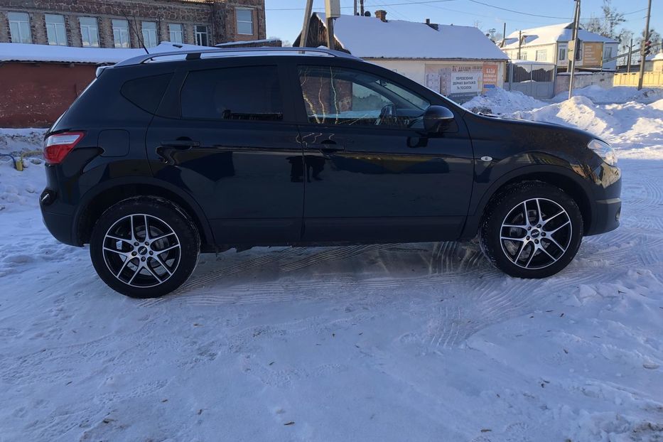 Продам Nissan Qashqai Nissan Qashqai 2.0 CVТ (141 к. 2013 года в Житомире