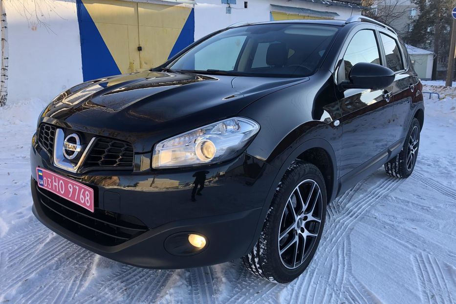 Продам Nissan Qashqai Nissan Qashqai 2.0 CVТ (141 к. 2013 года в Житомире