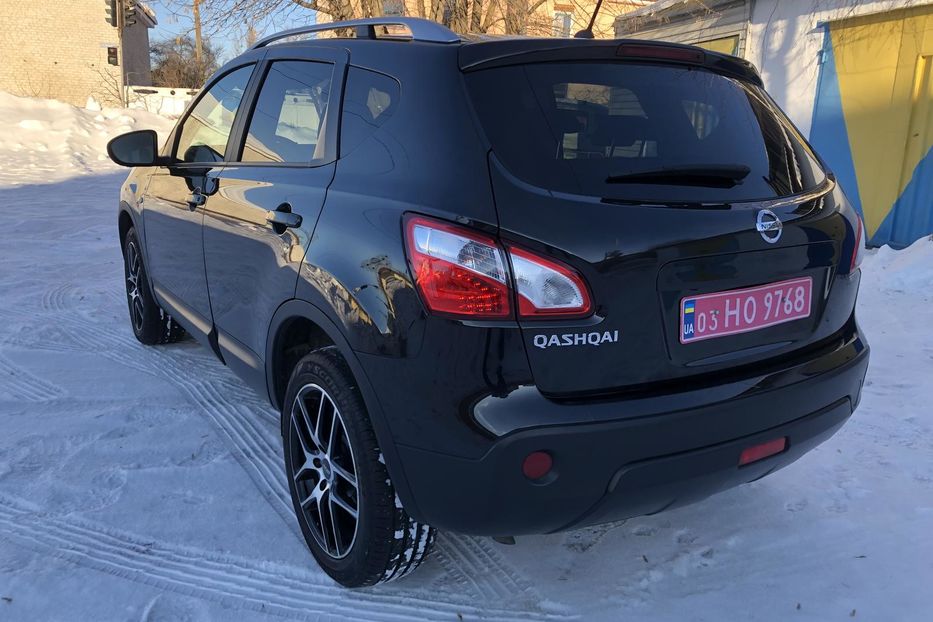 Продам Nissan Qashqai Nissan Qashqai 2.0 CVТ (141 к. 2013 года в Житомире