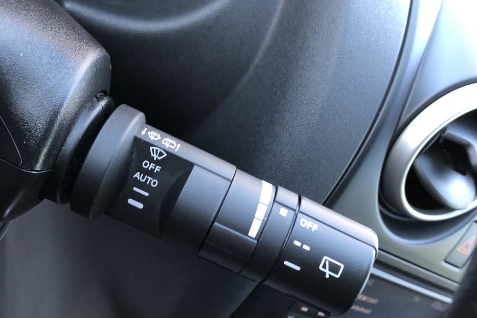 Продам Nissan Qashqai Nissan Qashqai 2.0 CVТ (141 к. 2013 года в Житомире