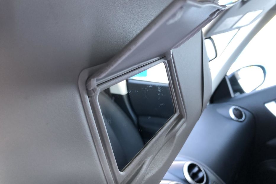 Продам Nissan Qashqai Nissan Qashqai 2.0 CVТ (141 к. 2013 года в Житомире