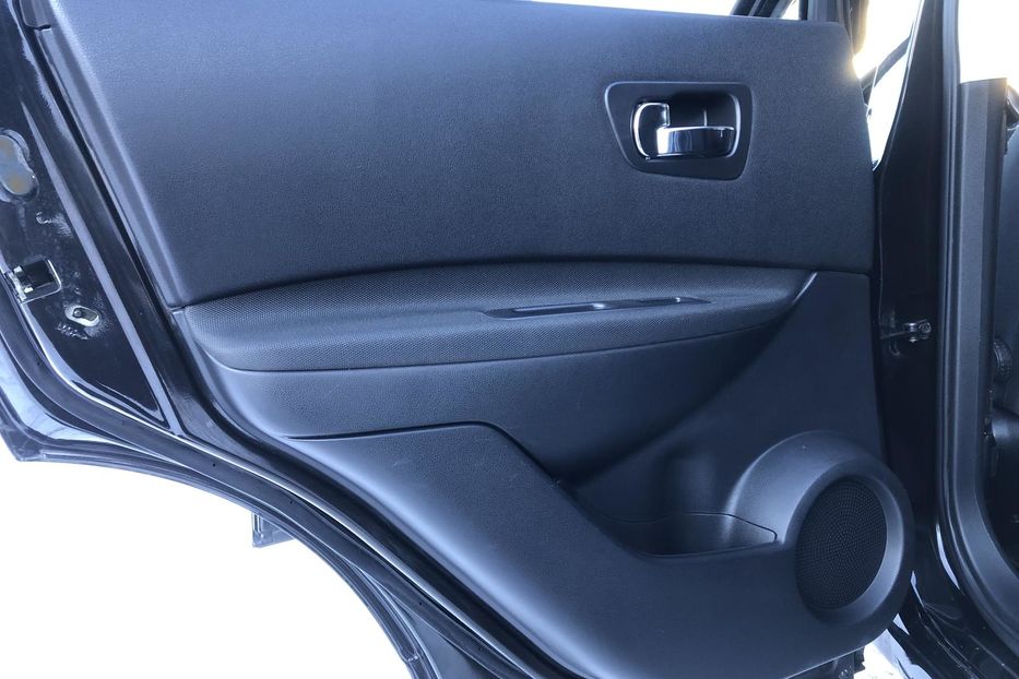 Продам Nissan Qashqai Nissan Qashqai 2.0 CVТ (141 к. 2013 года в Житомире