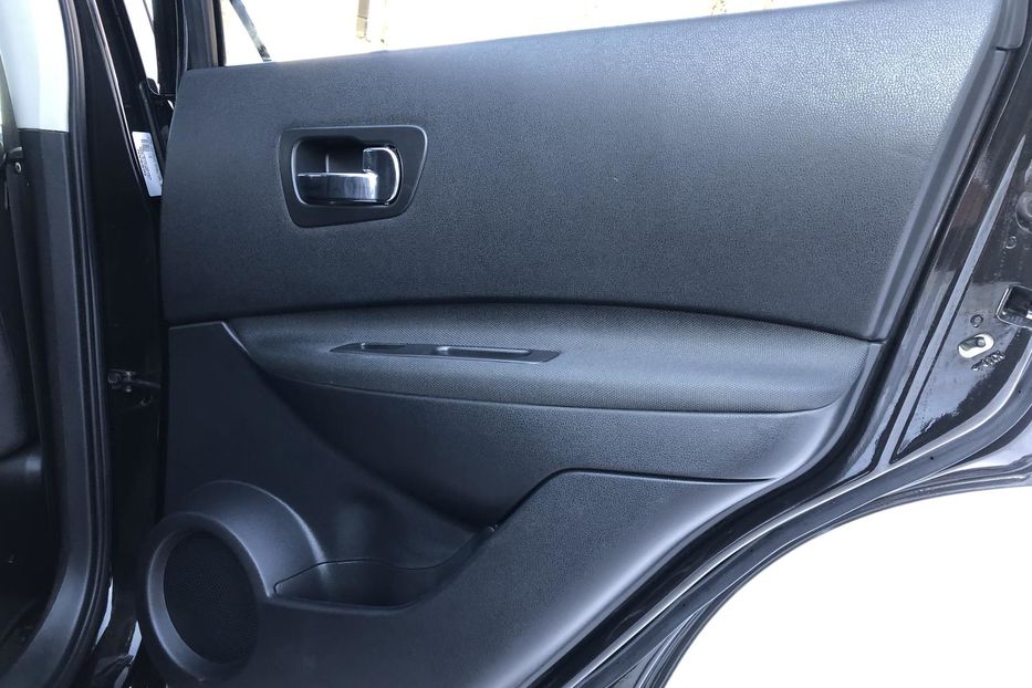 Продам Nissan Qashqai Nissan Qashqai 2.0 CVТ (141 к. 2013 года в Житомире