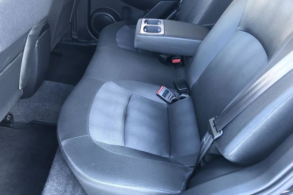 Продам Nissan Qashqai Nissan Qashqai 2.0 CVТ (141 к. 2013 года в Житомире