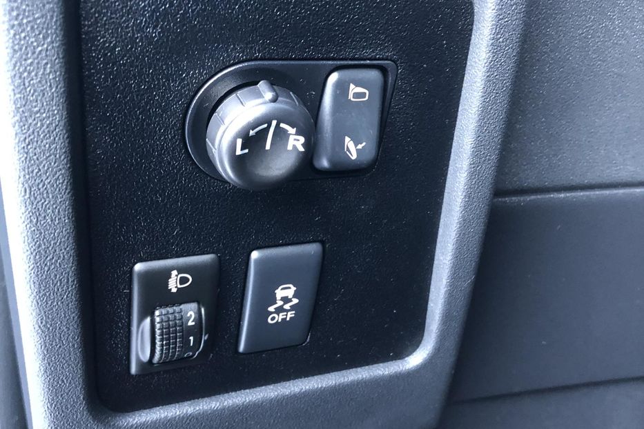 Продам Nissan Qashqai Nissan Qashqai 2.0 CVТ (141 к. 2013 года в Житомире