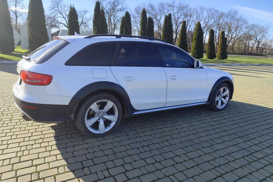 Продам Audi A4 Allroad 2012 года в Одессе