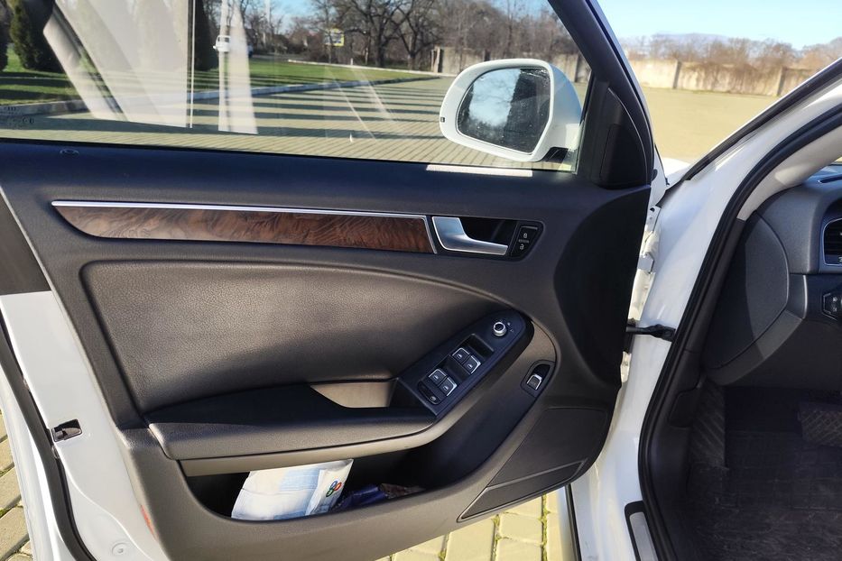 Продам Audi A4 Allroad 2012 года в Одессе