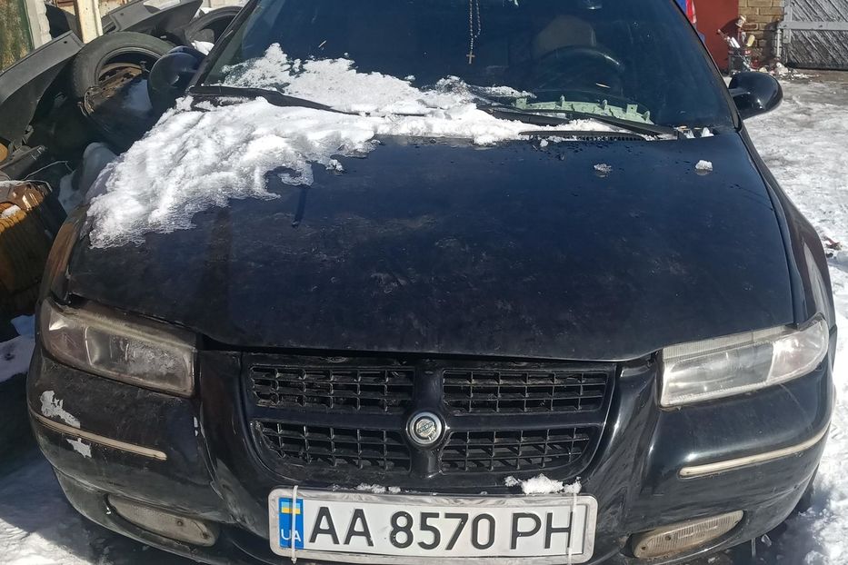 Продам Chrysler Cirrus донор на гайки или под ремонт электрики 1996 года в Киеве