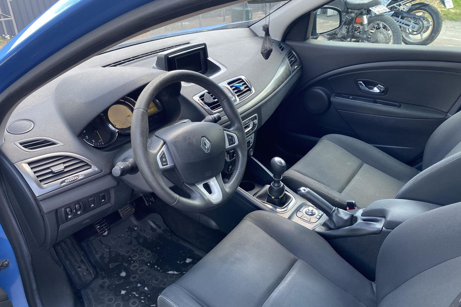 Продам Renault Megane III 2012 года в г. Коростень, Житомирская область