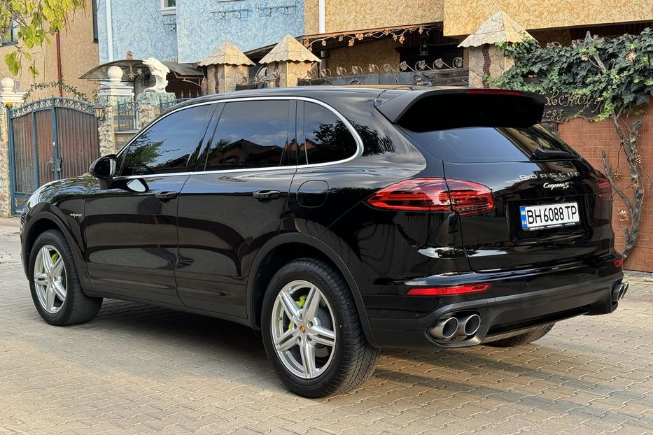 Продам Porsche Cayenne 2015 года в Одессе