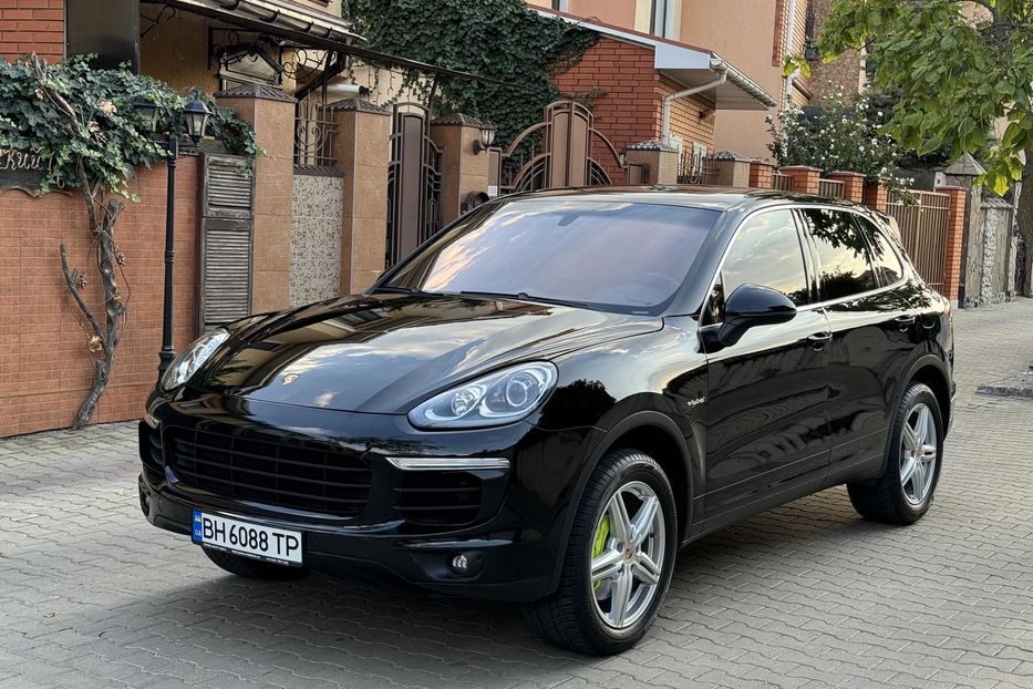 Продам Porsche Cayenne 2015 года в Одессе
