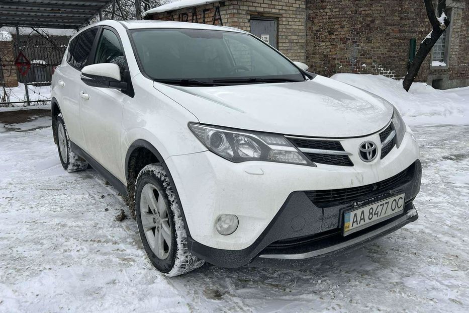 Продам Toyota Rav 4 LOUNGE 2013 года в Киеве