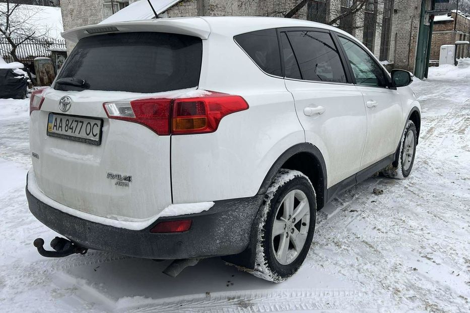 Продам Toyota Rav 4 LOUNGE 2013 года в Киеве
