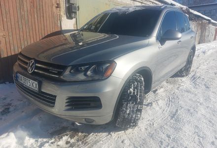 Продам Volkswagen Touareg Гибрид 2011 года в Киеве