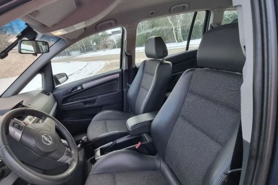 Продам Opel Zafira 2006 года в Харькове