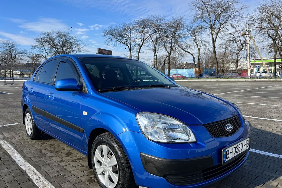 Продам Kia Rio 2 2006 года в Одессе