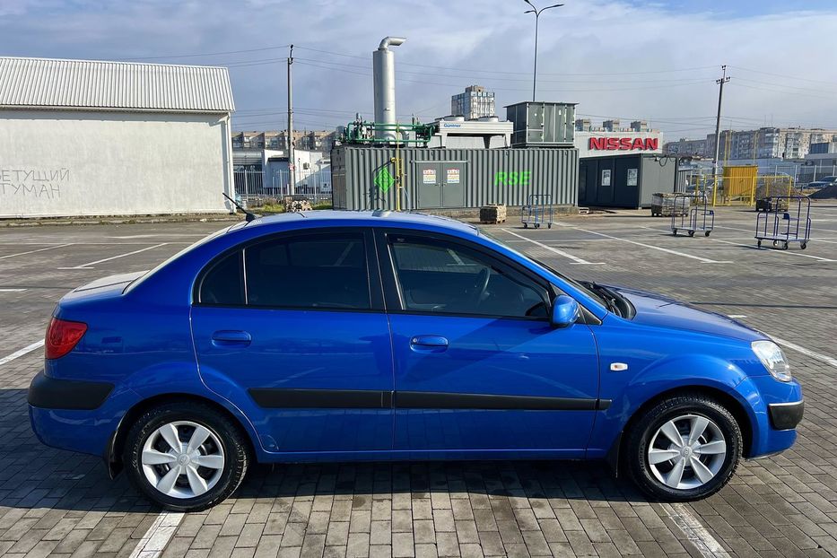 Продам Kia Rio 2 2006 года в Одессе