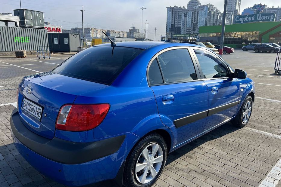 Продам Kia Rio 2 2006 года в Одессе