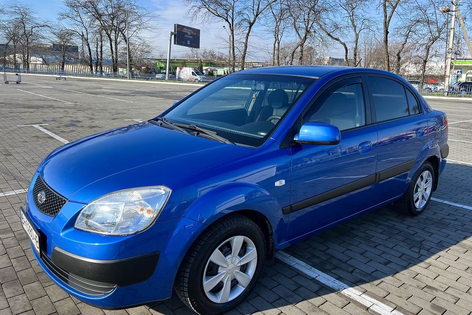 Продам Kia Rio 2 2006 года в Одессе