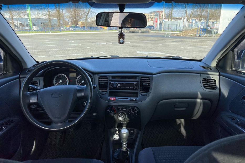 Продам Kia Rio 2 2006 года в Одессе