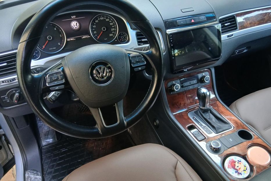 Продам Volkswagen Touareg LIFE++ 2013 года в Одессе