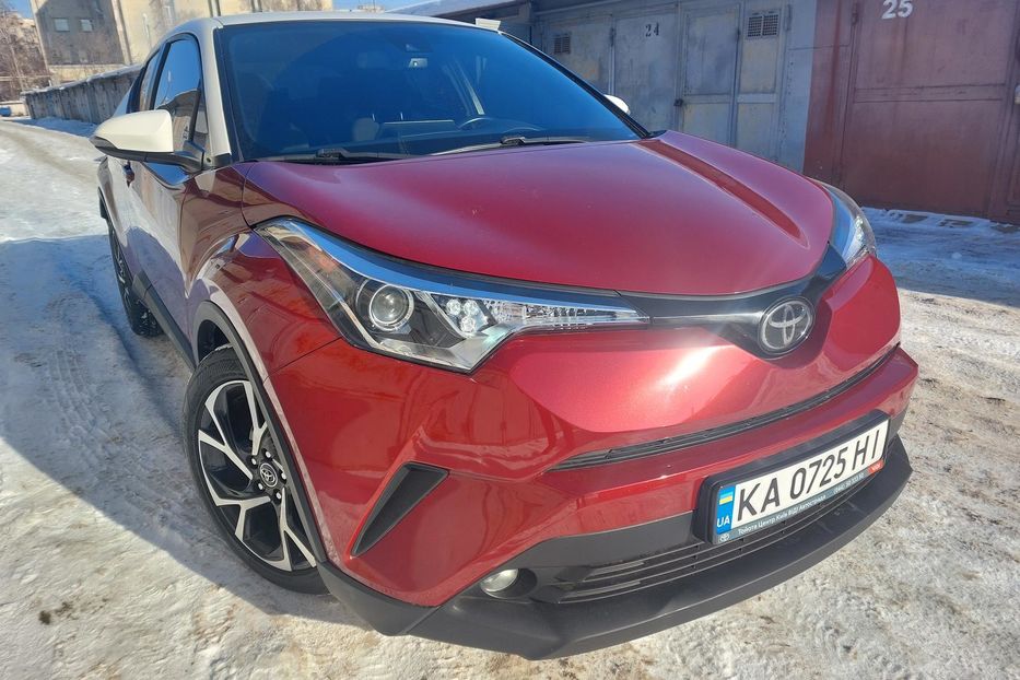 Продам Toyota C-HR Автомат 2018 года в Киеве