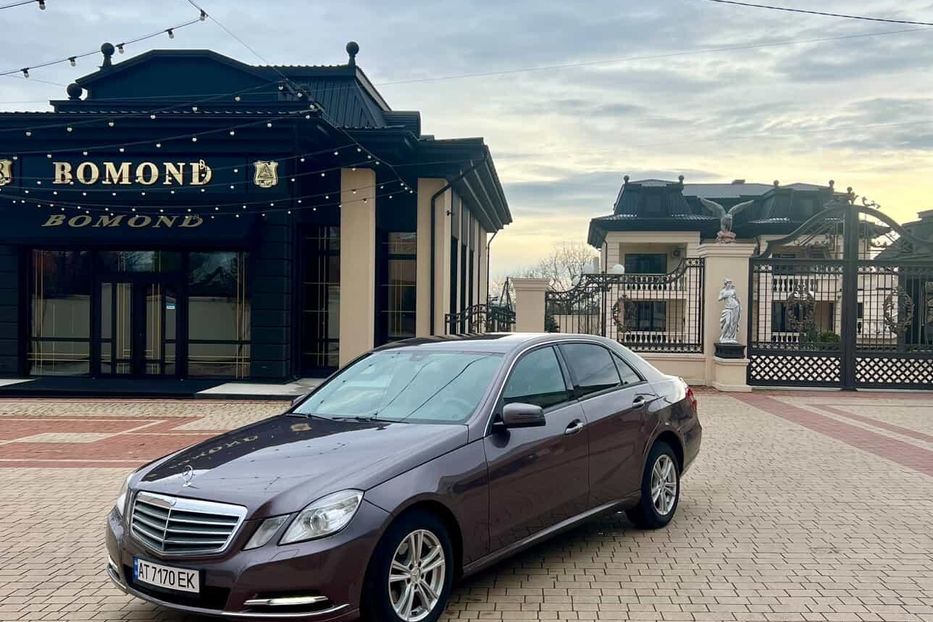 Продам Mercedes-Benz E-Class 200 2011 года в г. Снятин, Ивано-Франковская область