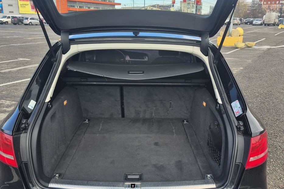 Продам Audi A4 2011 года в г. Чагор, Черновицкая область