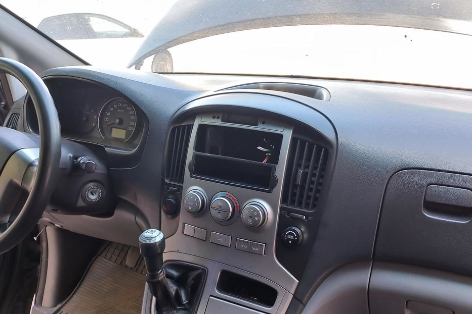 Продам Hyundai H1 пасс. 2010 года в г. Кривой Рог, Днепропетровская область