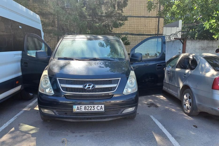 Продам Hyundai H1 пасс. 2010 года в г. Кривой Рог, Днепропетровская область
