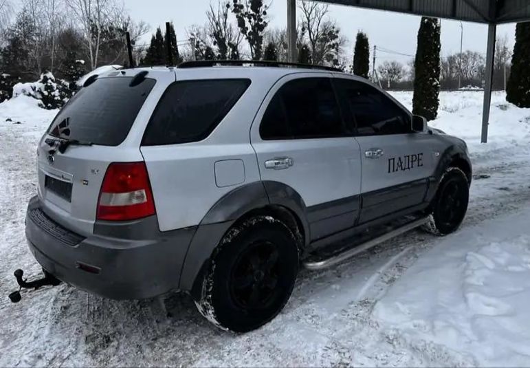 Продам Kia Sorento 2006 года в Киеве