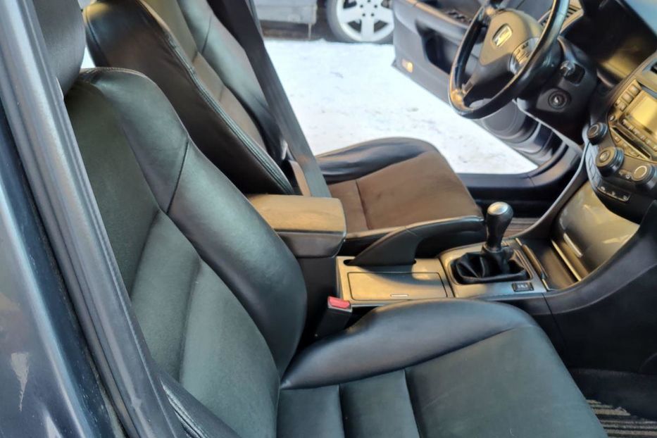 Продам Honda Accord 2004 года в Киеве