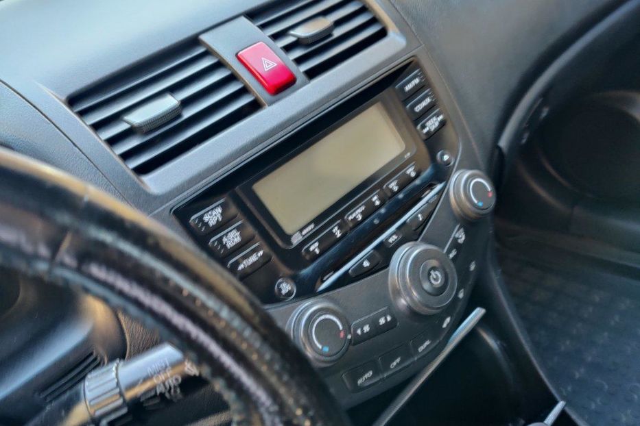 Продам Honda Accord 2004 года в Киеве