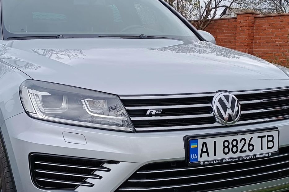 Продам Volkswagen Touareg 2015 года в г. Васильков, Киевская область