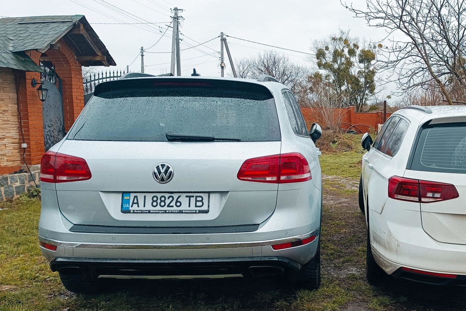 Продам Volkswagen Touareg 2015 года в г. Васильков, Киевская область