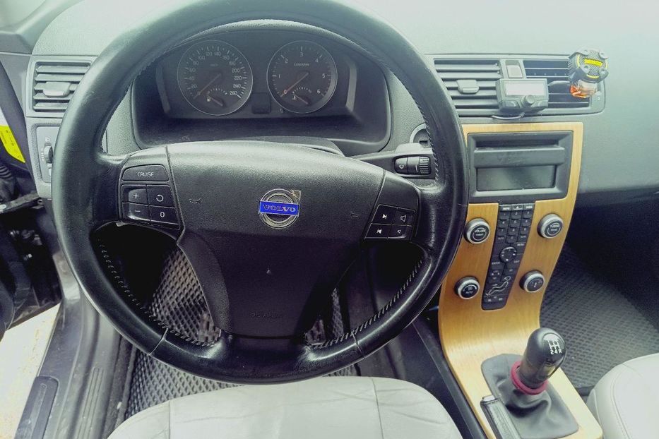 Продам Volvo V50 2007 года в Черкассах