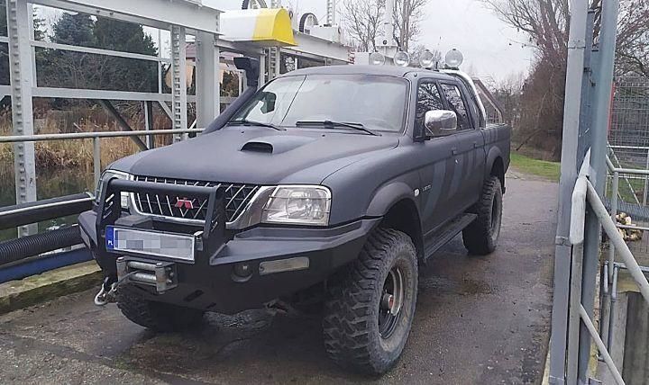 Продам Mitsubishi L 200 2003 года в Харькове