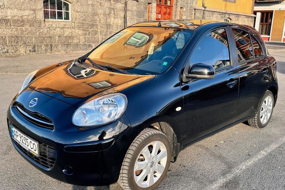 Продам Nissan Micra 2013 года в Ужгороде