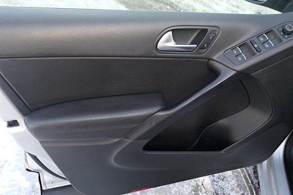 Продам Volkswagen Tiguan 2,0 ТСІ 2017 года в Черкассах