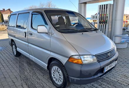 Продам Toyota Hiace пасс. D4D TurboDiesel 2003 года в г. Гайсин, Винницкая область
