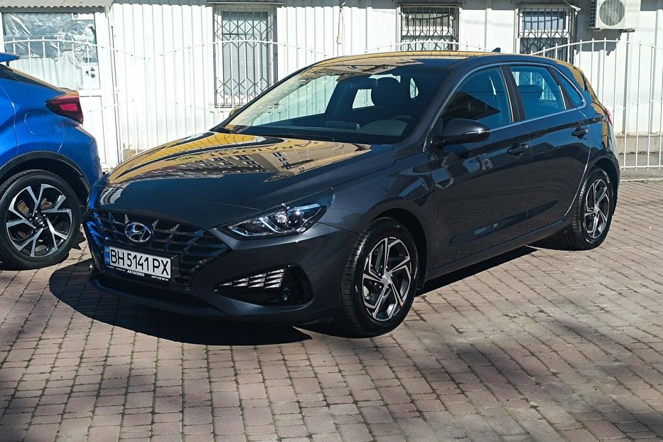 Продам Hyundai i30  1.5 AT Style 2022 года в Одессе