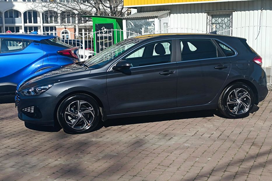 Продам Hyundai i30  1.5 AT Style 2022 года в Одессе
