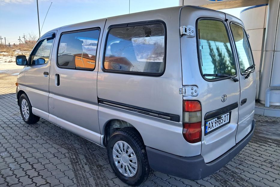 Продам Toyota Hiace пасс. D4D TurboDiesel 2003 года в г. Гайсин, Винницкая область
