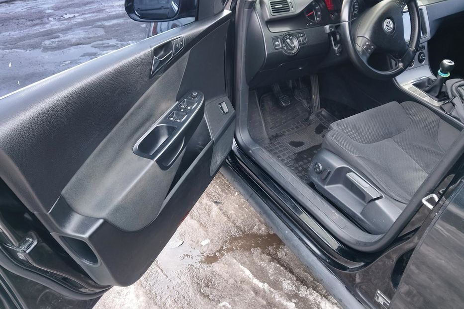 Продам Volkswagen Passat B6 2006 года в Чернигове