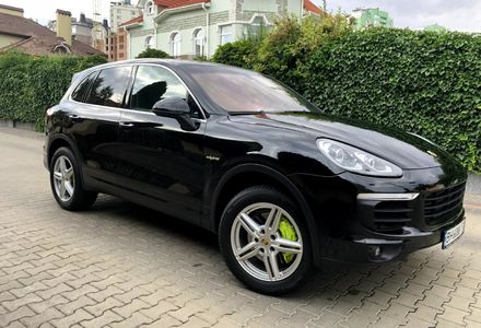 Продам Porsche Cayenne Подзаряжаемый Plug-in  2016 года в Одессе