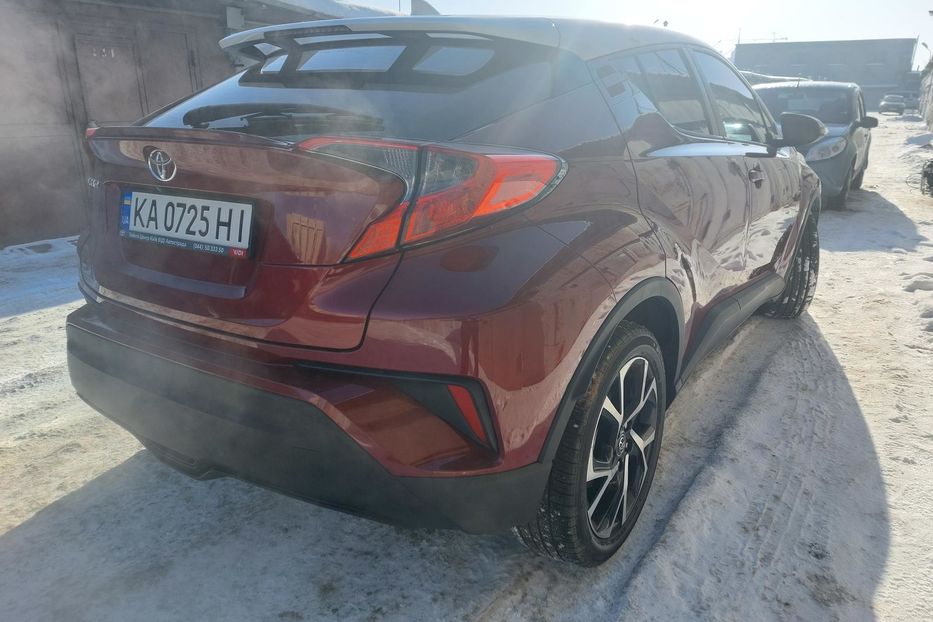 Продам Toyota C-HR Автомат 2018 года в Киеве