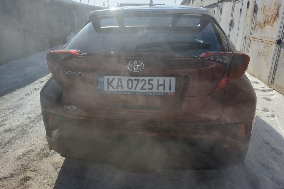 Продам Toyota C-HR Автомат 2018 года в Киеве