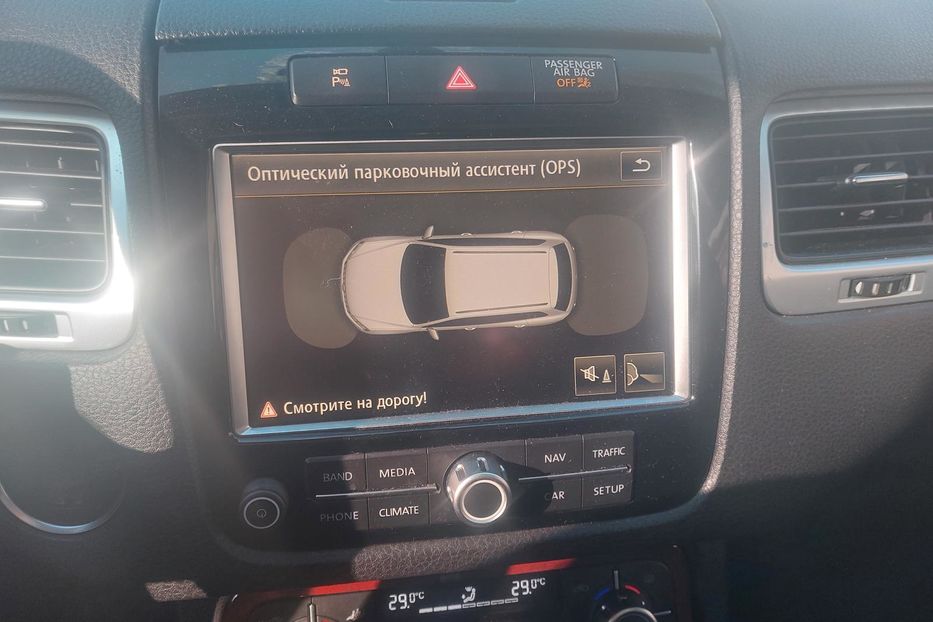 Продам Volkswagen Touareg Гибрид 2011 года в Киеве